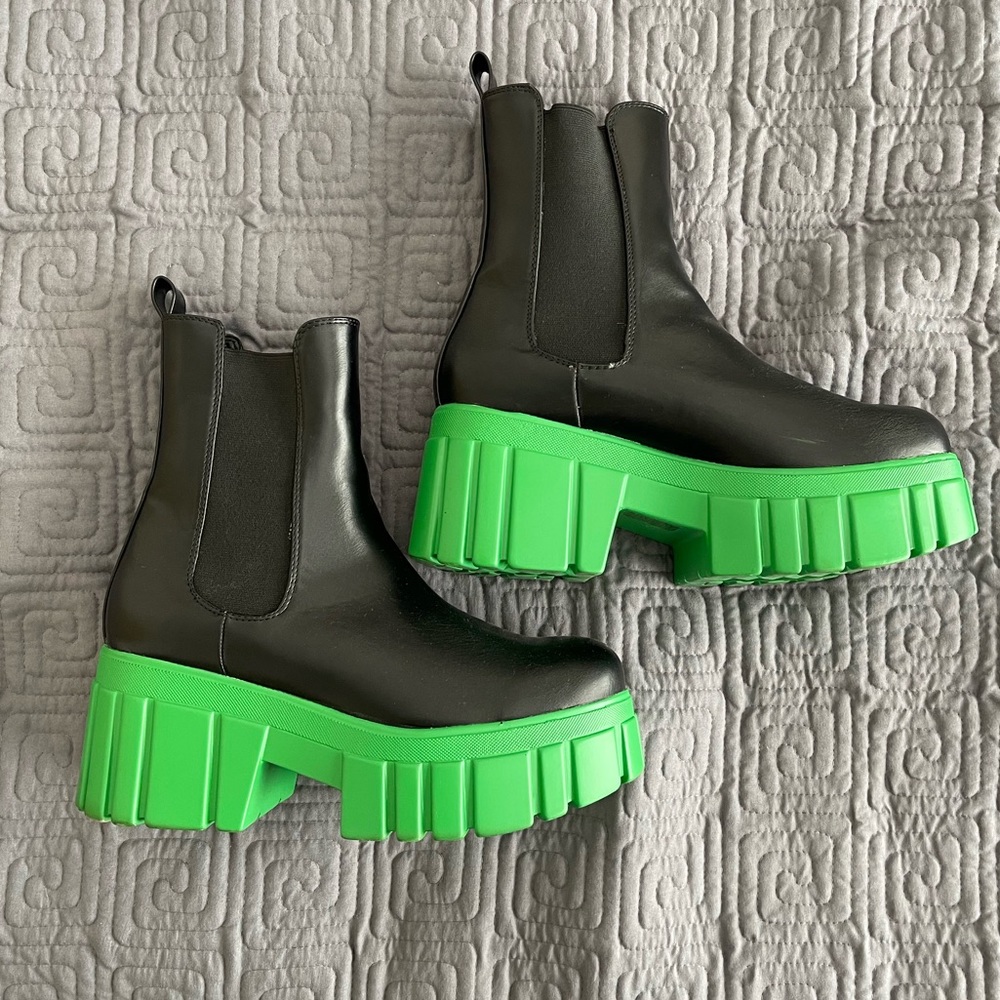 Green and Black Bottega Veneta inspired boots WORN ONCE